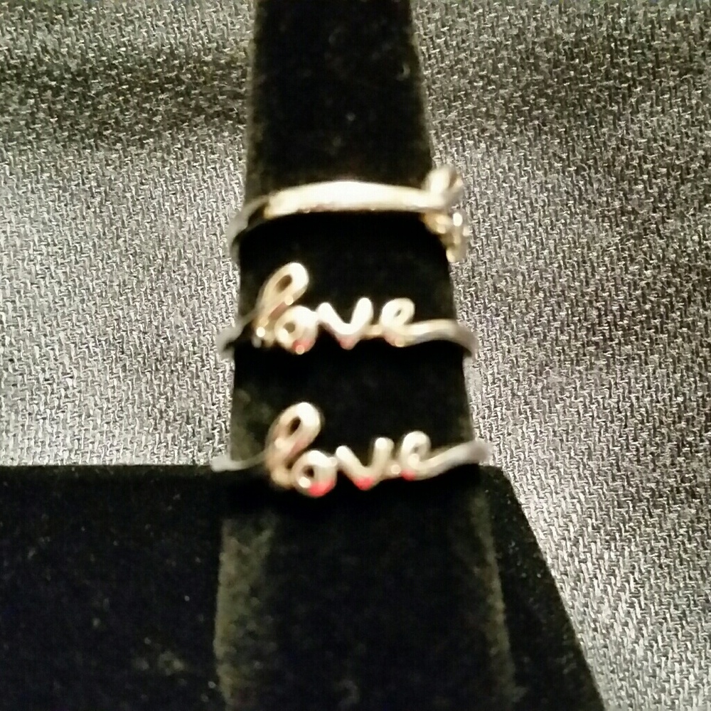 .925 Silver "Love" Ring - Picture 5 of 8